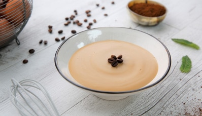 Crema pastelera con leche condensada y café al microondas