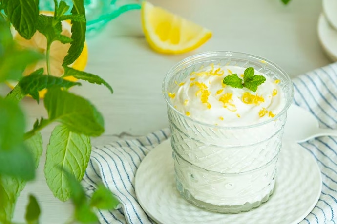 Mousse de limón con leche condensada