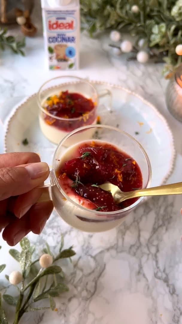 Vasitos de queso de cabra con higos especiados