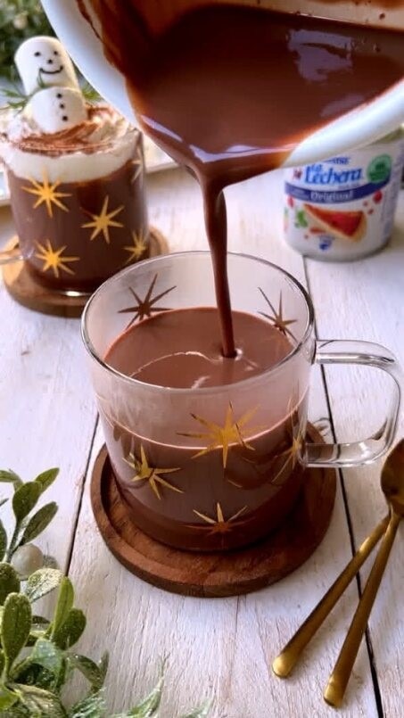 Chocolate caliente con leche condensada